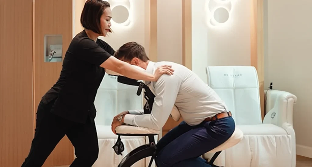 BUSINESS TRAVEL THROUGH SINGAPORE: THE AIRPORT SPA ROUTINE BEFORE BOARDING